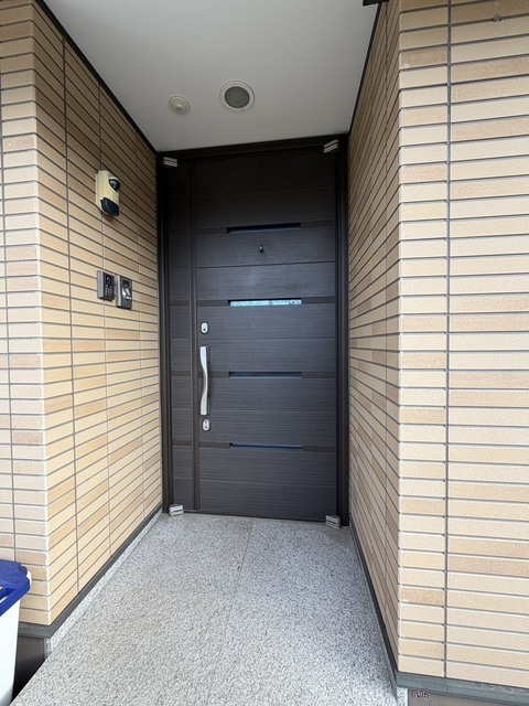 玄関　備品は賃貸には含まれません