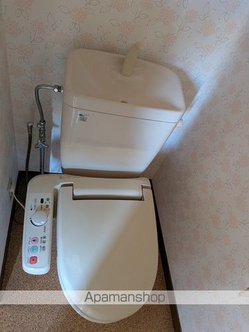 福島市 2階建 築29年のトイレ写真