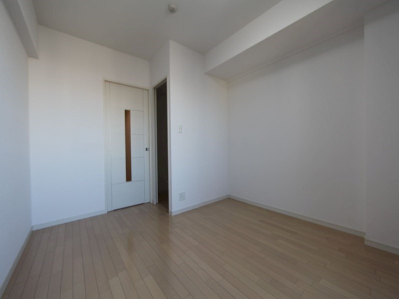 居室・リビング　洋室6.5帖　ウォークインクローゼット付（収納充実してます）