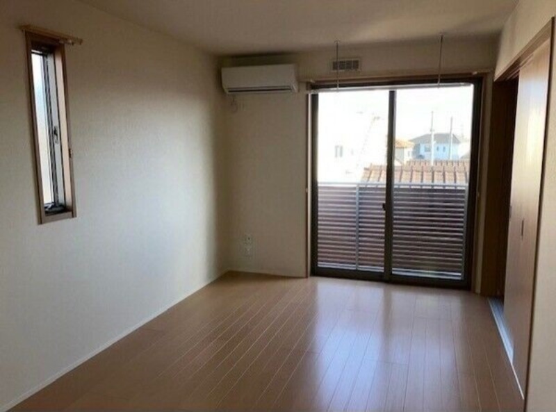 居室・リビング　図面と現状に相違がある場合には現状を優先