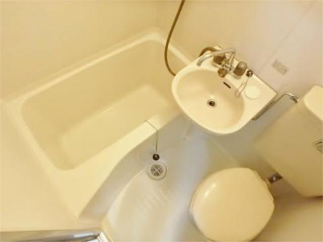 バス・シャワールーム　バスルーム