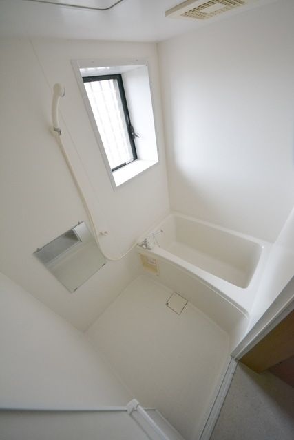 バス・シャワールーム　内装