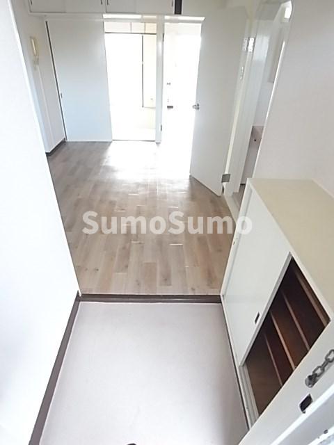 玄関　明るい玄関です