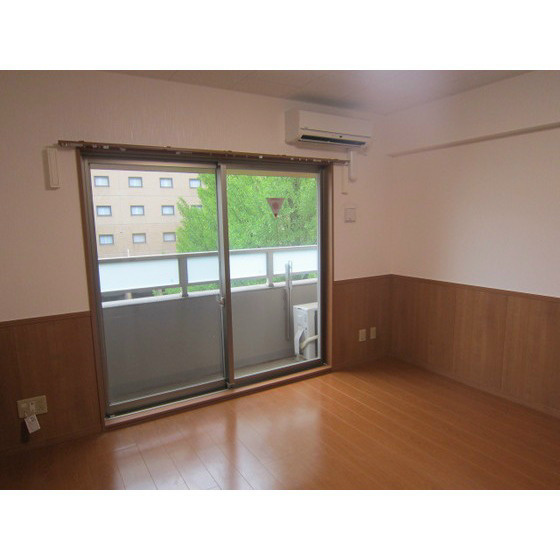 居室・リビング　現状優先