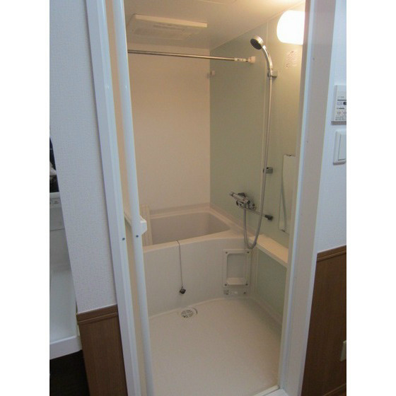 バス・シャワールーム　現状優先