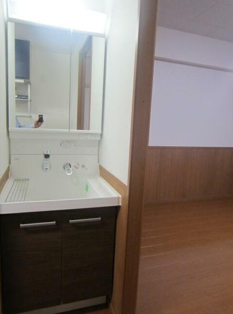 洗面設備　現状優先