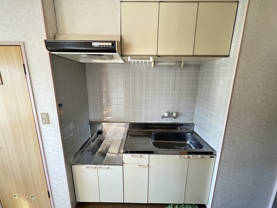 キッチン　※別部屋の写真です