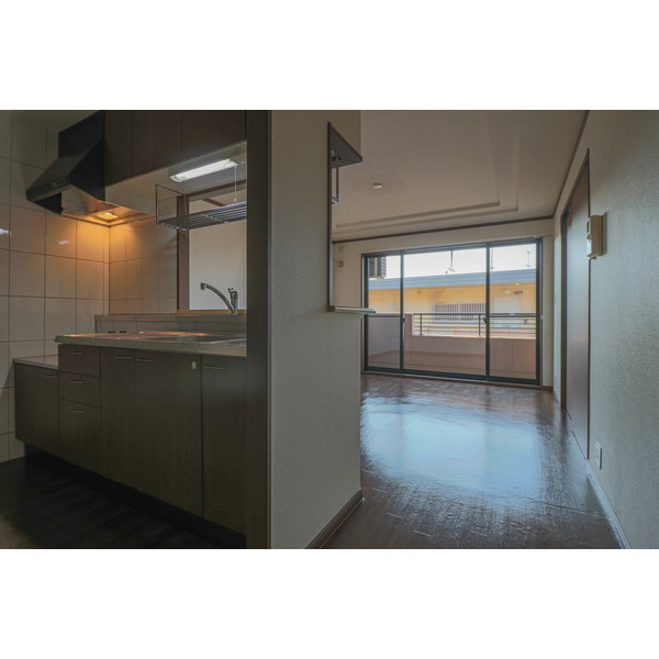 キッチン　同じ建物の別なお部屋