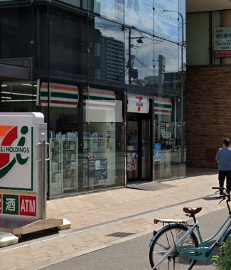 コンビニ　セブンイレブン 新大阪ブリックビル店（コンビニ）まで601m