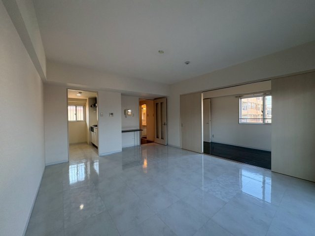 居室・リビング　メゾンアイ本陣