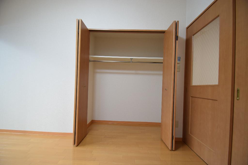 収納　クローゼット