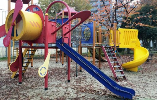 公園　本庄公園（公園）まで370m