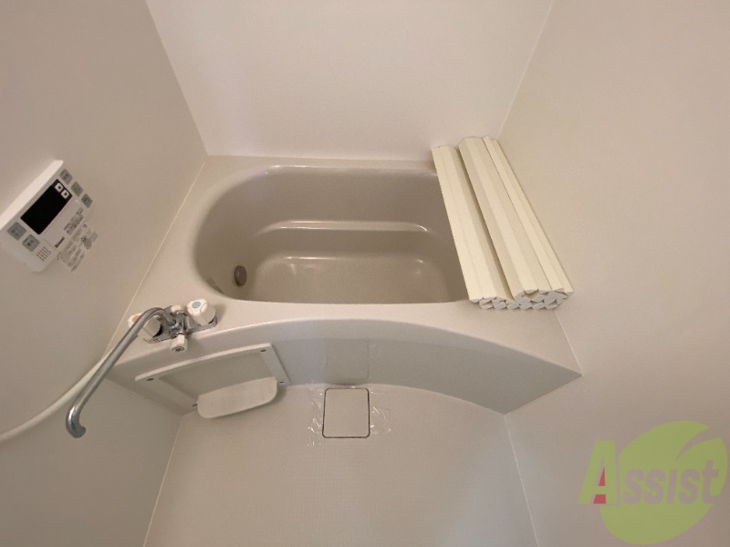 バス・シャワールーム　１人暮らしにはピッタリのサイズ感ですね！