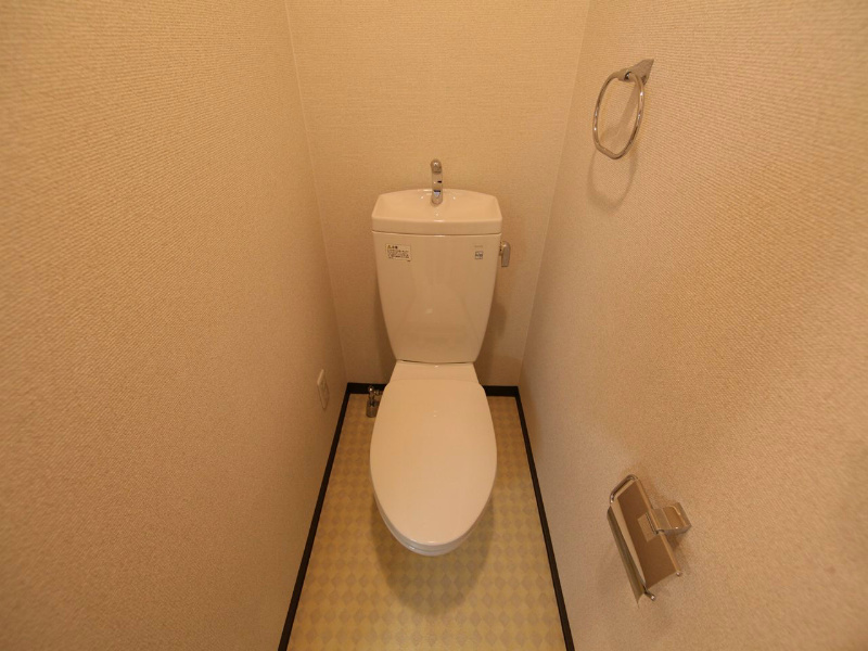トイレ　洋式トイレ（温水洗浄便座設置可）