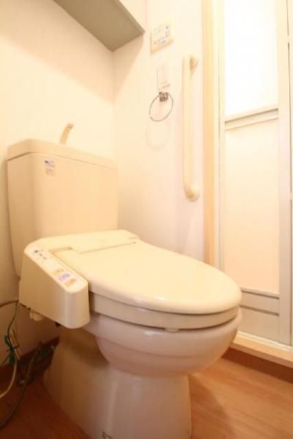 トイレ　ゆったりとした空間のトイレです