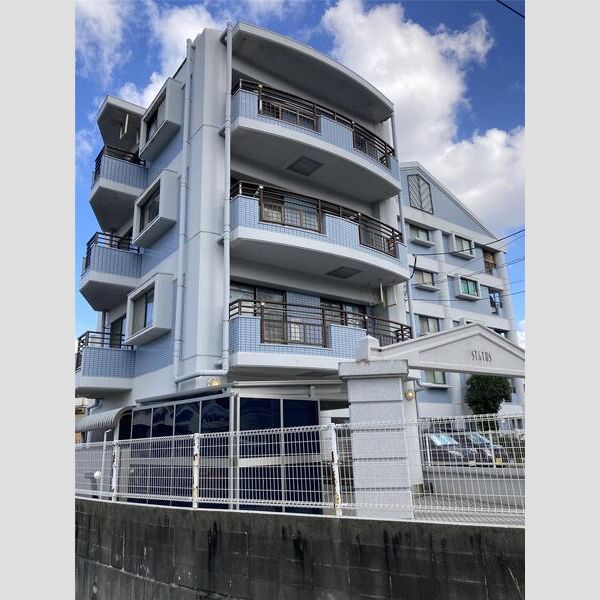 建物外観　外観は落ち着いています