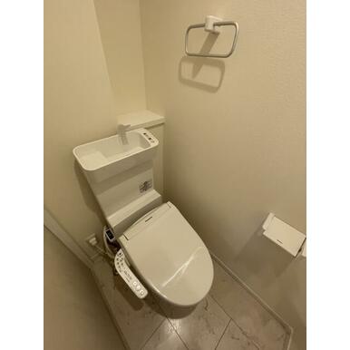 トイレ　別部屋参考写真です