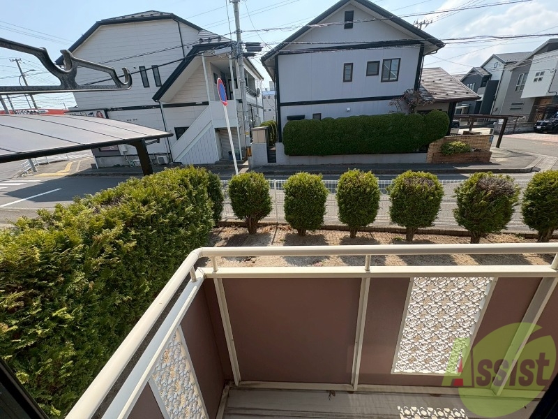 バルコニー　バルコニーがあり。物干しがあるので洗濯物が干せます。