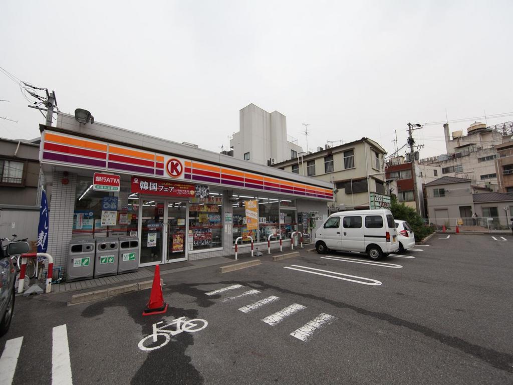 コンビニ　ファミリーマート笠寺西門店 (コンビニ)（コンビニ）まで370m