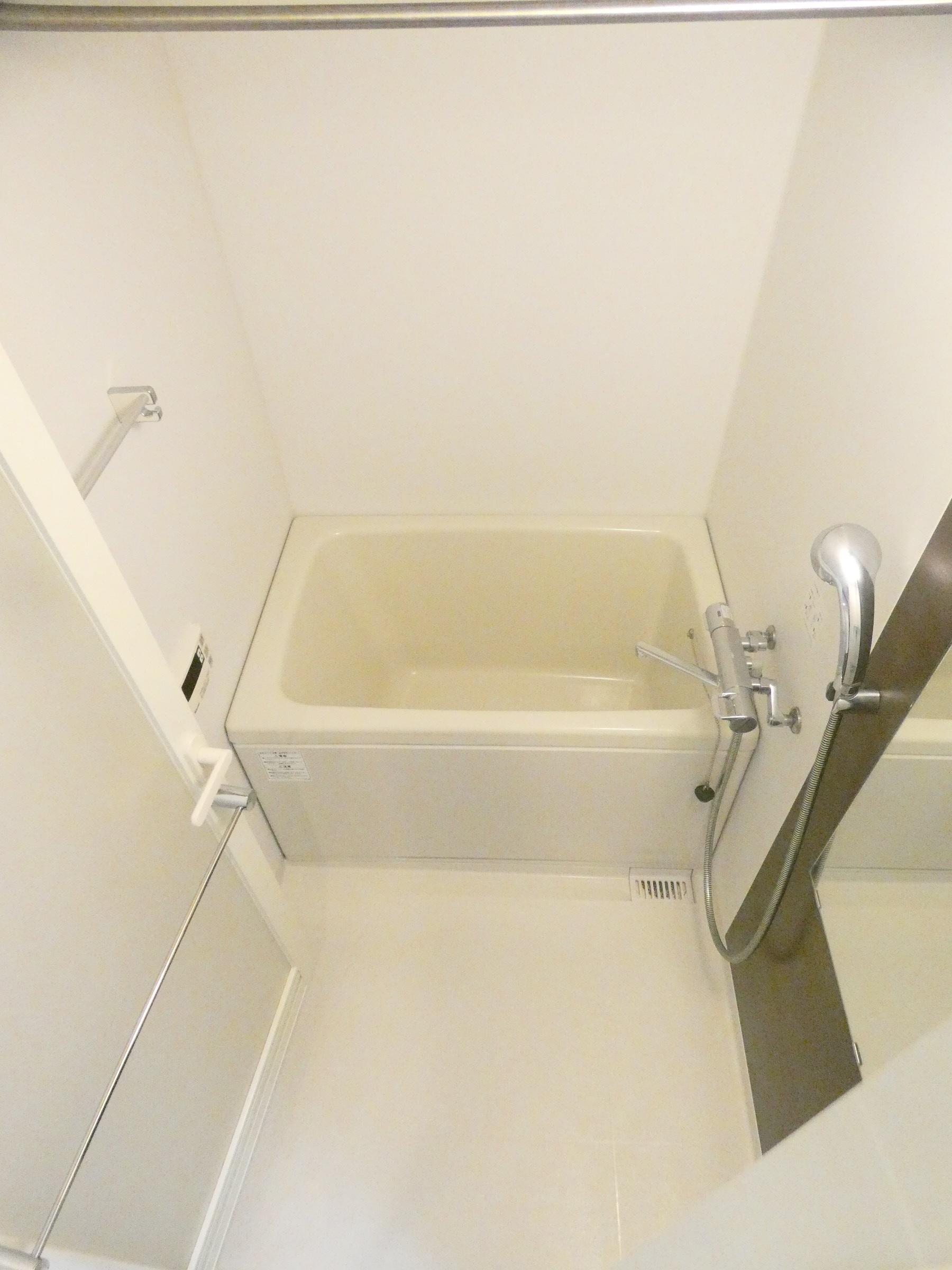 バス・シャワールーム　バスルーム※別部屋参考写真