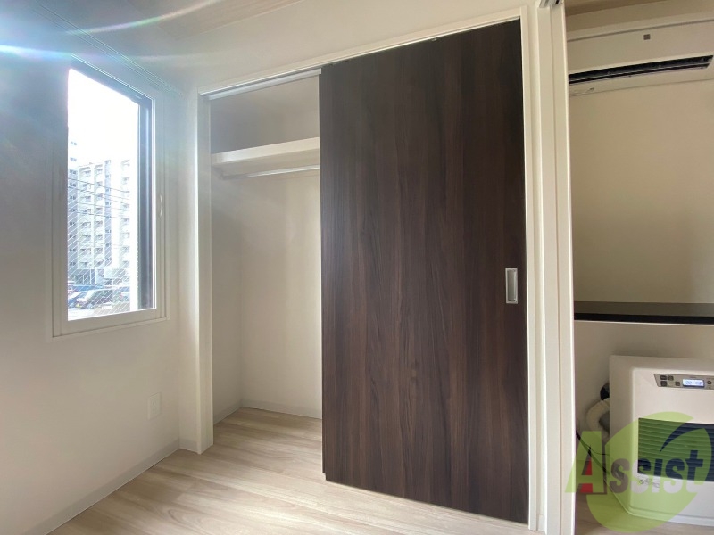 収納　収納もバッチリあるのでお部屋が片付きますよ！