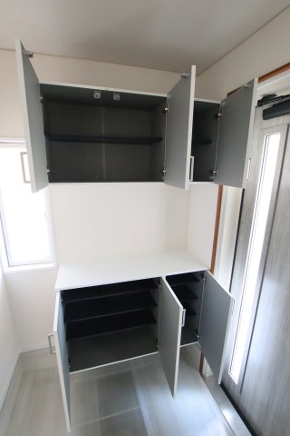 収納　シューズボックス