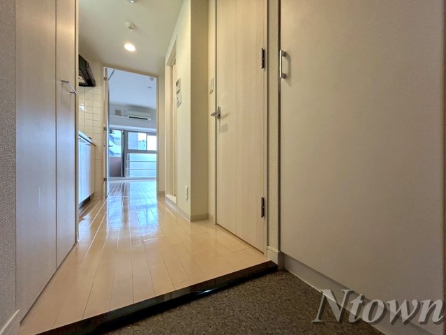 玄関　落ち着いた玄関です