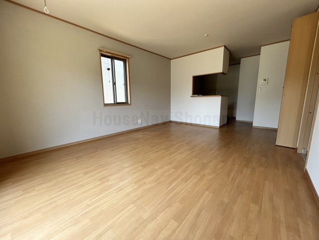 居室・リビング　※反転タイプ