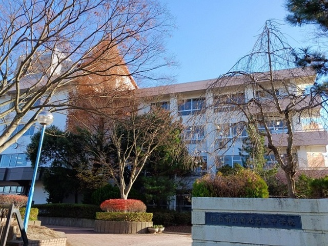 中学校　仙台市立南光台東中学校（中学校）まで290m