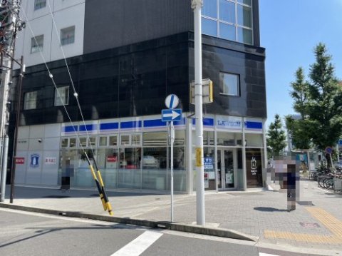コンビニ　ローソン 笹島南店（コンビニ）まで374m