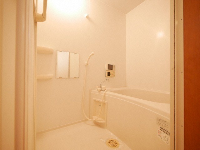 バス・シャワールーム　バス・シャワールーム