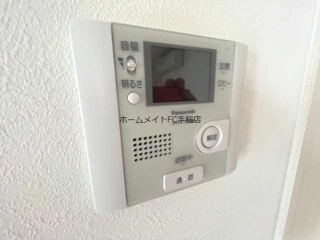 セキュリティ　モニター付きインターホン♪