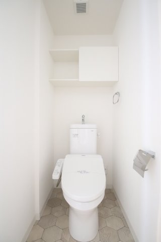 トイレ　同シリーズ別物件の写真です。