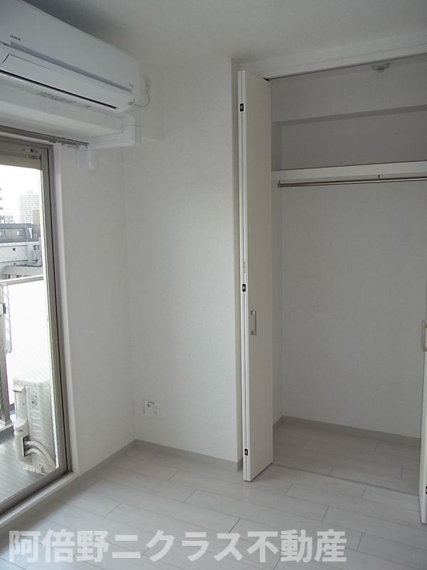 収納　内装は別部屋の参考写真です。