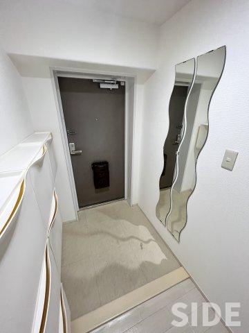 玄関　※別号室参考画像