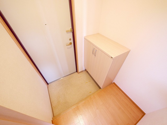 玄関　落ち着いた玄関です