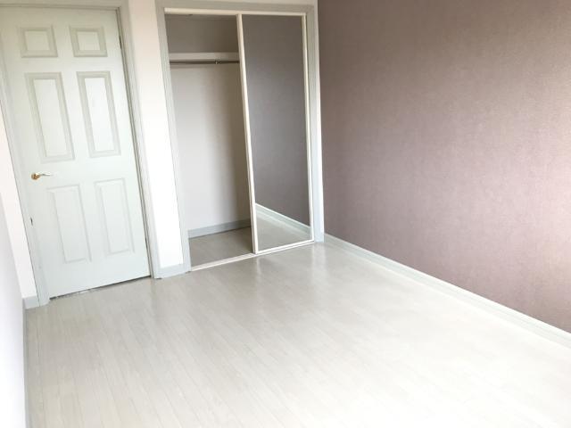 居室・リビング　北洋間(2)