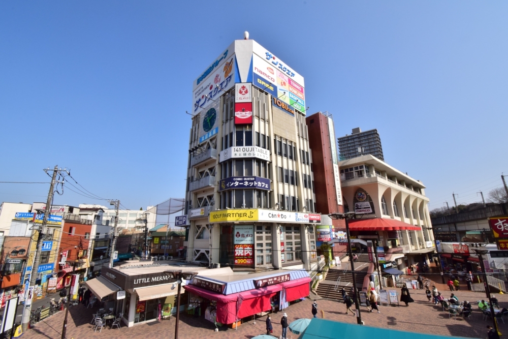 スーパー　Santoku早稲田店（スーパー）まで379m