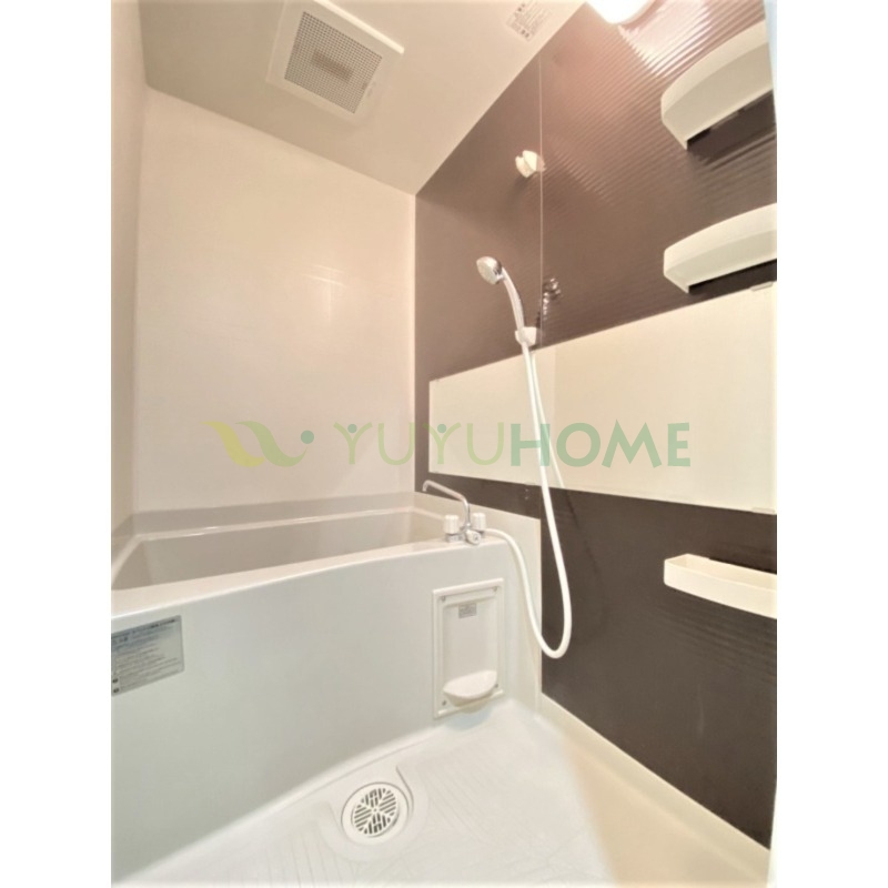 バス・シャワールーム　※間取り・設備等に相違がある場合は、現状優先※