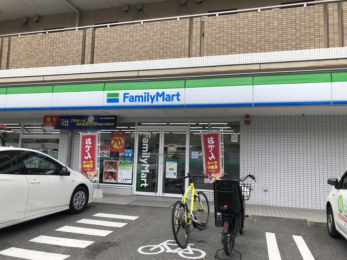 コンビニ　ファミリーマート 鏡池通店（コンビニ）まで160m