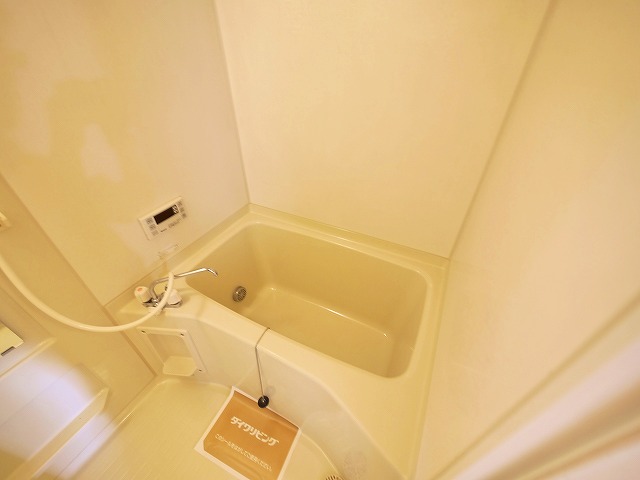 バス・シャワールーム　お風呂で日々の疲れを落としましょう