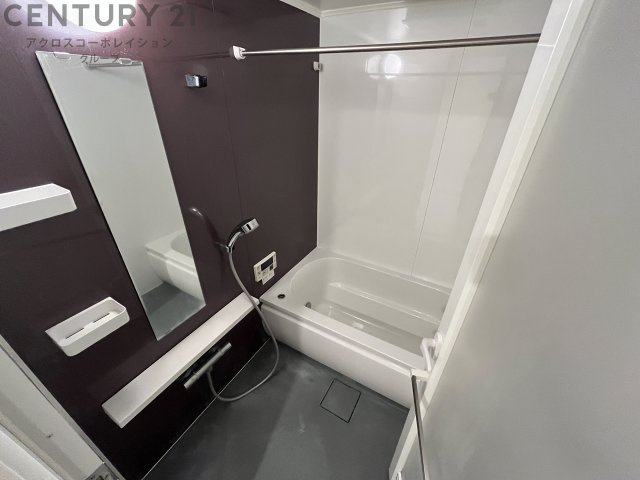 バス・シャワールーム　浴室乾燥・追い炊き機能付きのバスルーム♪