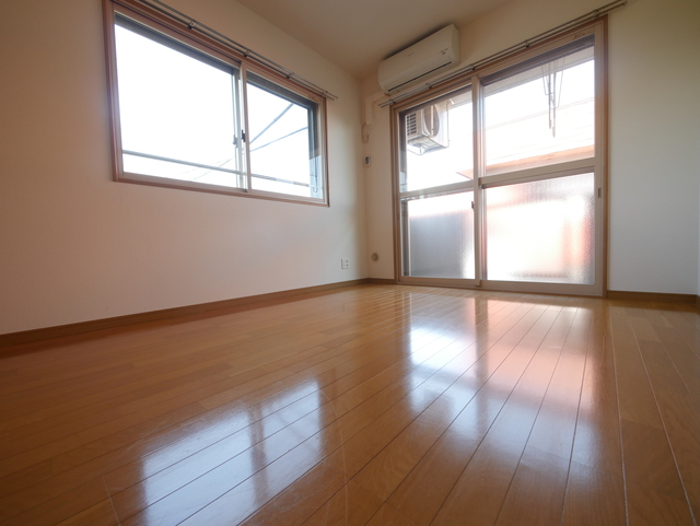 その他部屋・スペース　★２面採光で明るいお部屋です★