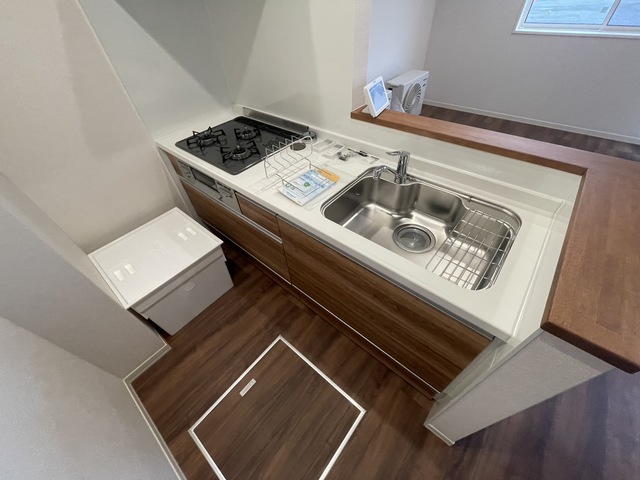 キッチン　別部屋参考写真です