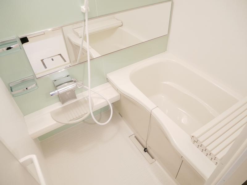 バス・シャワールーム　浴室