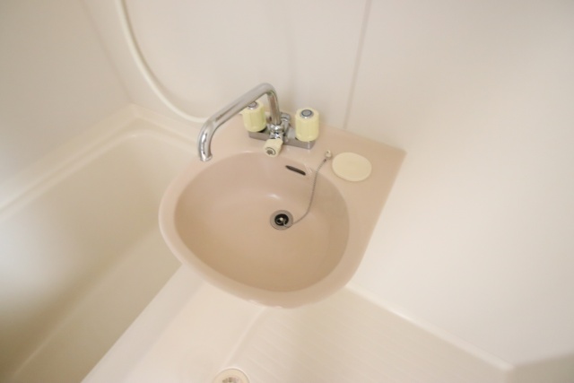 洗面設備　※別部屋の参考写真のため、現状優先です。