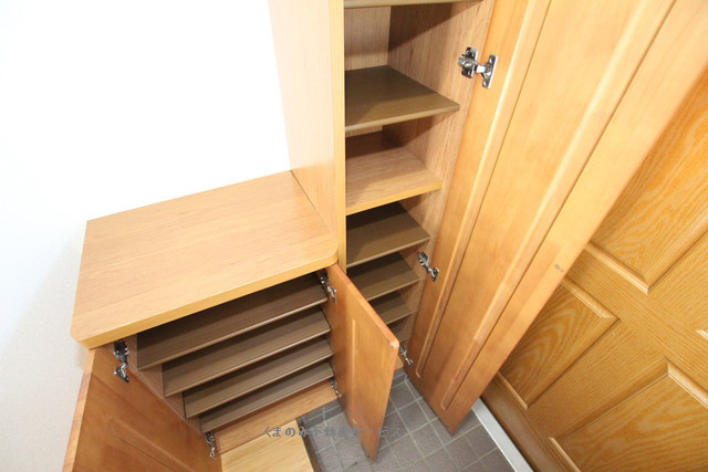 エントランス　毎日通るエントランスはこのようになっています ニュークレスト