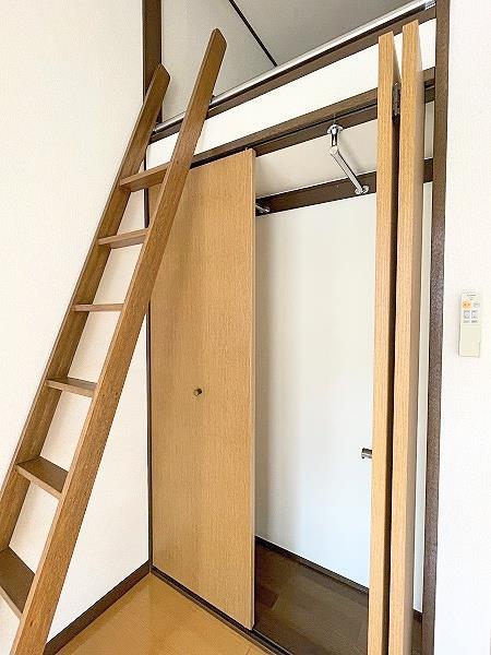 収納　クローゼット