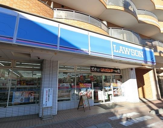 コンビニ　ローソン新羽駅前店（コンビニ）まで396m