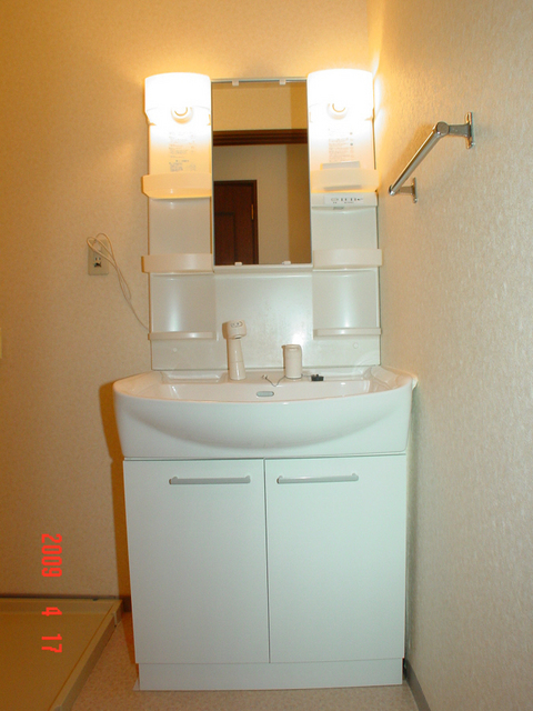 洗面設備　シャンプードレッサー新調！